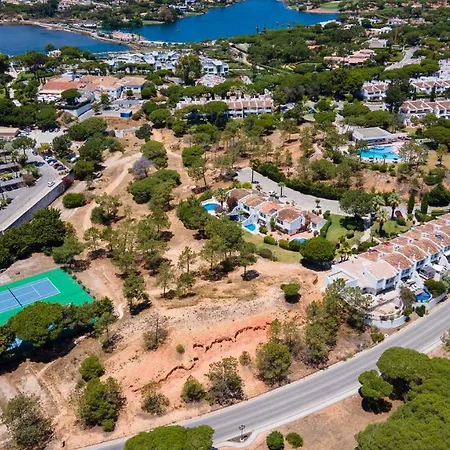 Victory Village Quinta Do - Spacious 2 Bed / 3 Bath Almancil