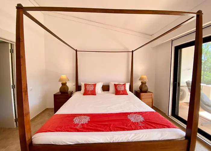 Victory Village Quinta Do - Spacious 2 Bed / 3 Bath Appartement *