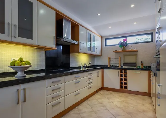 Victory Village Quinta Do - Spacious 2 Bed / 3 Bath Almancil