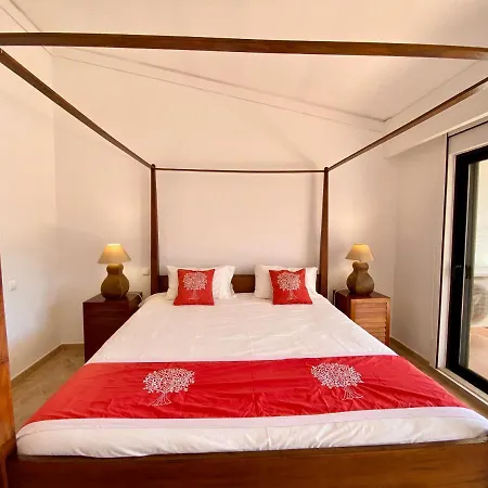 Victory Village Quinta Do - Spacious 2 Bed / 3 Bath Apartament *