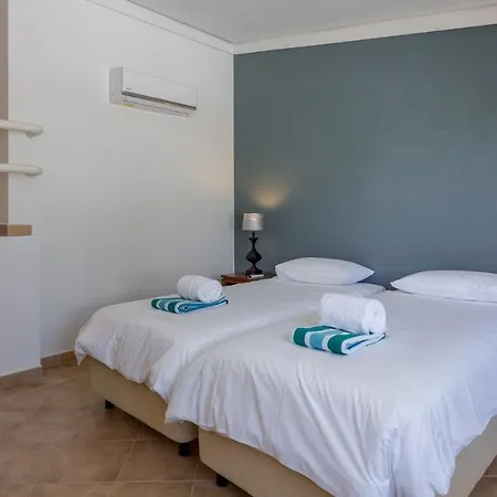 Victory Village Quinta Do - Spacious 2 Bed / 3 Bath דירה *